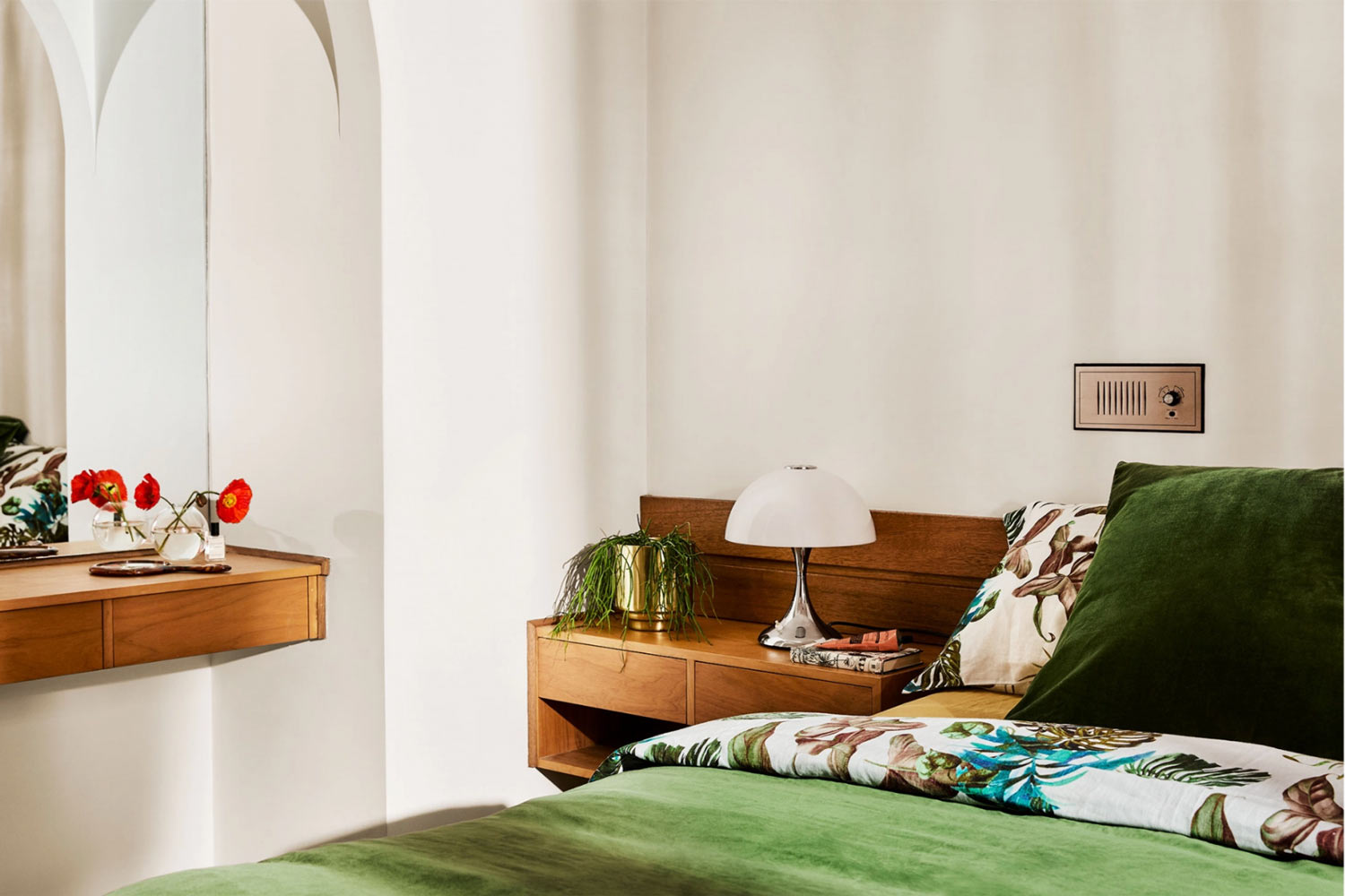 Inside the Impressive Comeback of 70s Interior Design | ABI Interiors