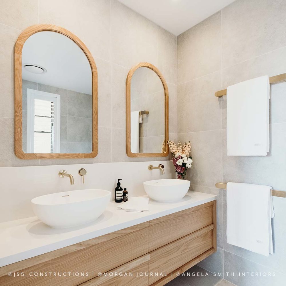 Otto Single Towel Rail 600mm Brushed Brass | forum.iktva.sa