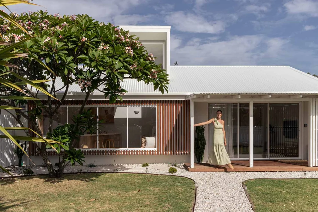 Two Contemporary Coastal Villas Encapsulate the Spirit of Cabarita | House Tour